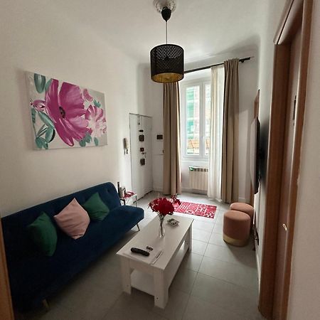 Appartamento Confortevole Genoa Bagian luar foto