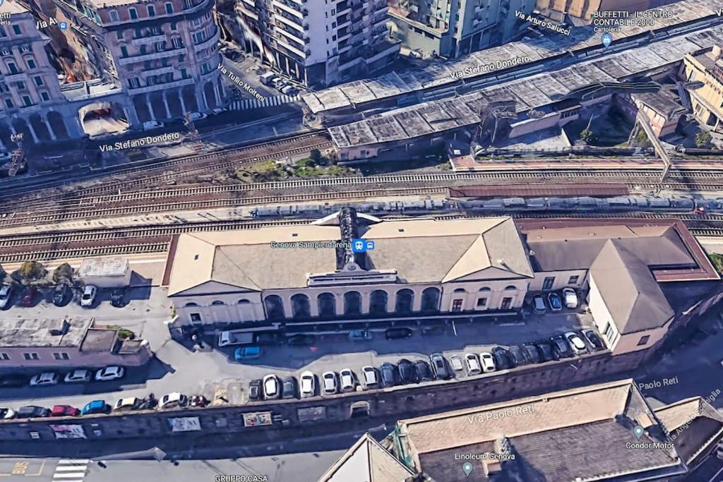Appartamento Confortevole Genoa Bagian luar foto