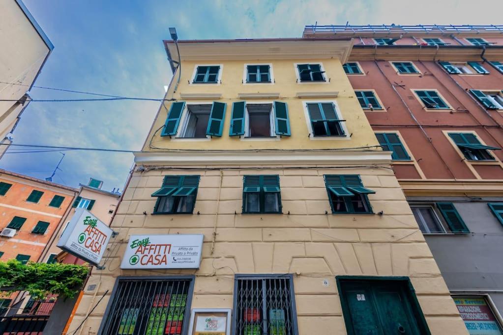 Appartamento Confortevole Genoa Bagian luar foto