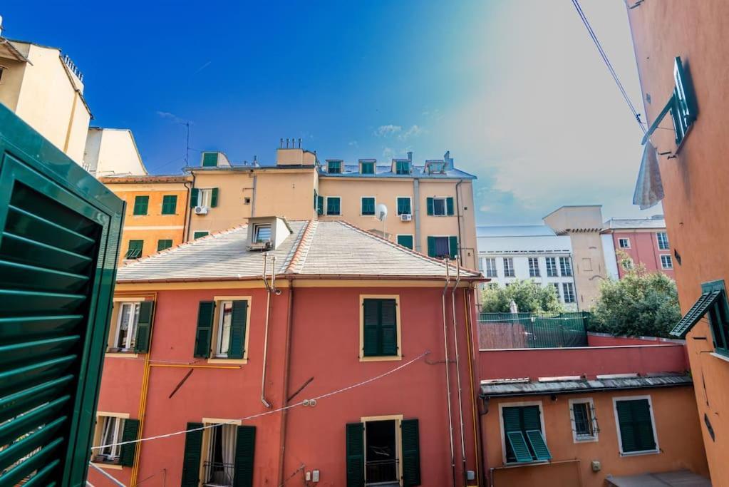 Appartamento Confortevole Genoa Bagian luar foto